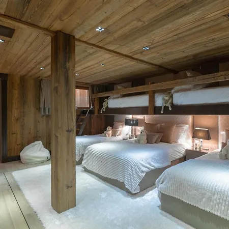 Holiday home Delux Chalet With Pool&spa